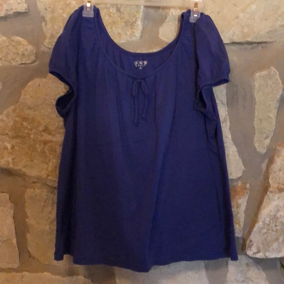 Top - Picture 1 of 1